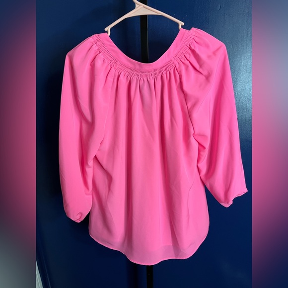 NWT Crown & Ivy Pink Long Sleeve Blouse - Picture 3 of 3